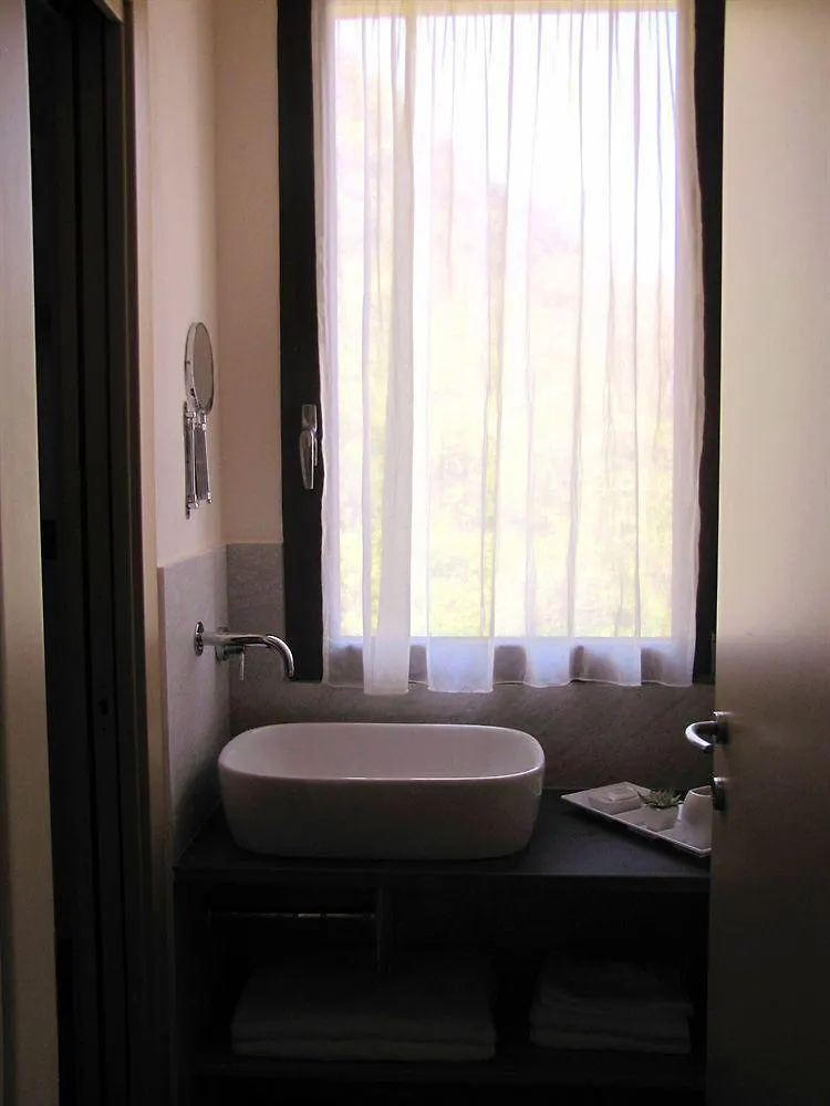 Arianna Hill House Bed & Breakfast La Spezia