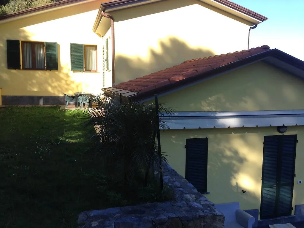 Arianna Hill House Bed & Breakfast La Spezia 3*,  Italy
