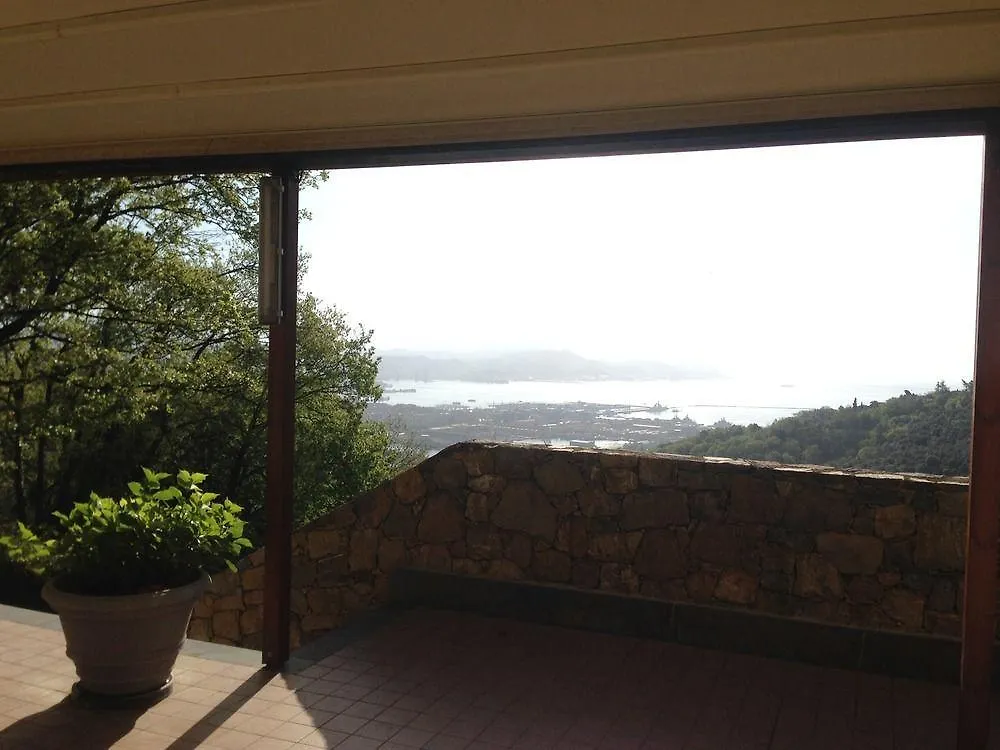 Arianna Hill House Bed & Breakfast La Spezia